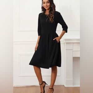 Elegant A-Line Vintage Styled Half Sleeve O-Neck Dress - Size 7